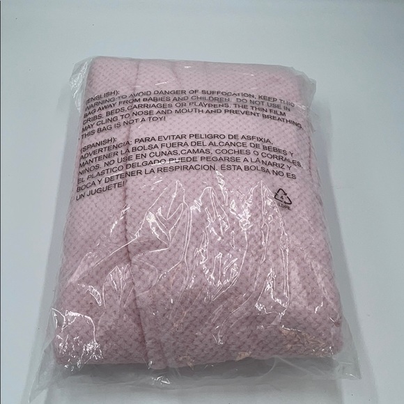 Ulta pink soft robe size S/M - Picture 3 of 4